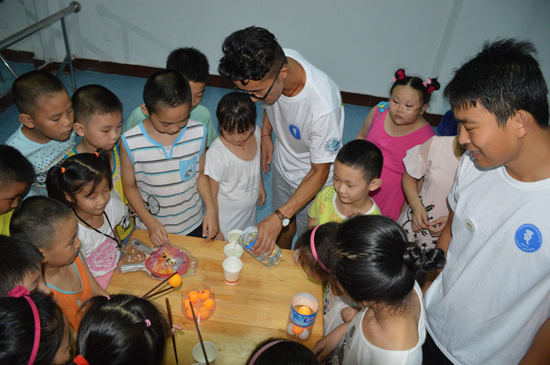 ����׌������������뼯�w��־Ը�ߎ��I(l��ng)���ӂ��汧�F(tu��n)����ƹ�������Aƹ������Ʊ��Α�