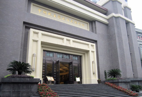 ��ǰ��������W(w��ng)ӛ�ߺ͏�(qi��ng)��(gu��)Փ���W(w��ng)�ѽM�ɵġ����Қvʷӛ�����ѿ���(zh��n)Ӣ�ҡ����(d��ng)���ؑcվ��С���(du��)�������Ї�(gu��)�����h�ɚvʷ����^���^��