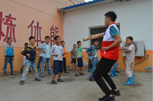 �x�ЌW(xu��)Ժ�tʮ��ů��־Ը����(w��)꠵�ɽ��ʡ�����н��ڿh��Ȫ�l(xi��ng)־Ը����(w��)�����Ȫ�l(xi��ng)�ĺ��ӂ��_�O(sh��)��ȭ���n�����g(sh��)�n������(qi��ng)�w�|(zh��)�����M(j��n)��������ȫ��l(f��)չ��