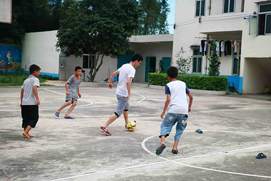 �V�|�t(y��)�ƴ�W(xu��)��΢�m���ġ�����F��ڏV�|ʡ�����������(zh��n)ͬ��С�W(xu��)֧����־Ը�ߎ���ͬ�W(xu��)��������