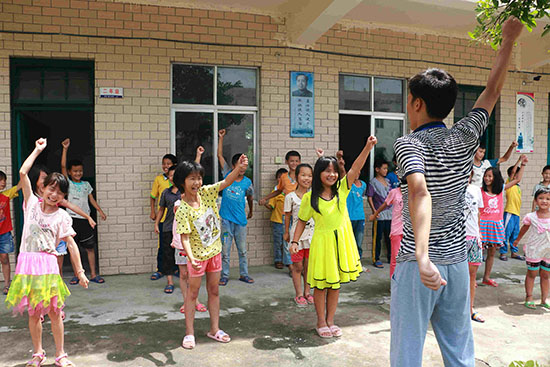 �V�|�t(y��)�ƴ�W(xu��)��΢�m���ġ�����F(tu��n)�(du��)�ڏV�|ʡ�����������(zh��n)ͬ��С�W(xu��)֧����־Ը�߽�ͬ��С�W(xu��)�W(xu��)���\(y��n)��(d��ng)ǰ�������Ԝp���\(y��n)��(d��ng)������