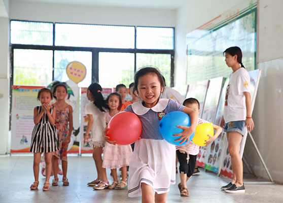 ���ݴ�W��֪�Ľ�㡱����������`꠵��㽭�������_չ֧�̻�����鮔?sh��)��l(xi��ng)����С�W���ռ��W��ƥ�˽������D�酢�ӡ������������ِ�ĺ��ӂ���