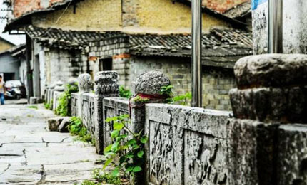 �e�ݹ��(zh��n)�����ƾõĚvʷ�����˹��e�ݳ������Ļ����N(y��n)�������S���Ěvʷ���ľ��^���C�����eꖚvʷ���ľ��^�ľ��A����Ԕ��(x��)������CZYYW ���eꖿh�e�ݹ��(zh��n) Ͷ�� 