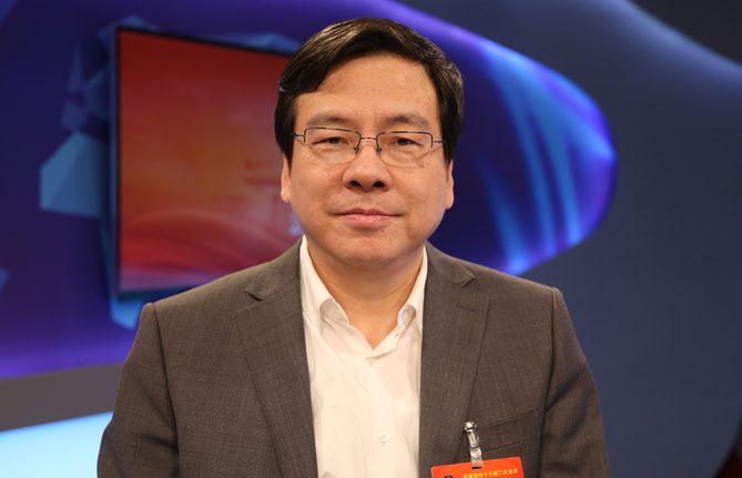 全國(guó)政協(xié)委員、湖南省政協(xié)副主席張?。杭ぐl(fā)民營(yíng)經(jīng)濟(jì)發(fā)展新動(dòng)能