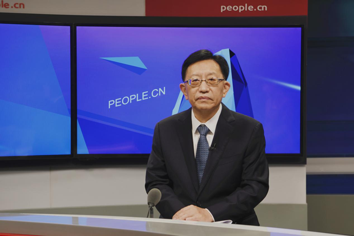 中國(guó)節(jié)能環(huán)保集團(tuán)有限公司黨委書記、董事長(zhǎng)宋鑫做客人民網(wǎng)。人民網(wǎng)記者 王曉嘯 攝